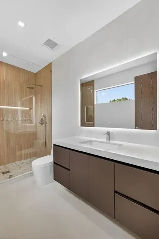 604 SW 7th Street Fort Lauderdale FL 33315