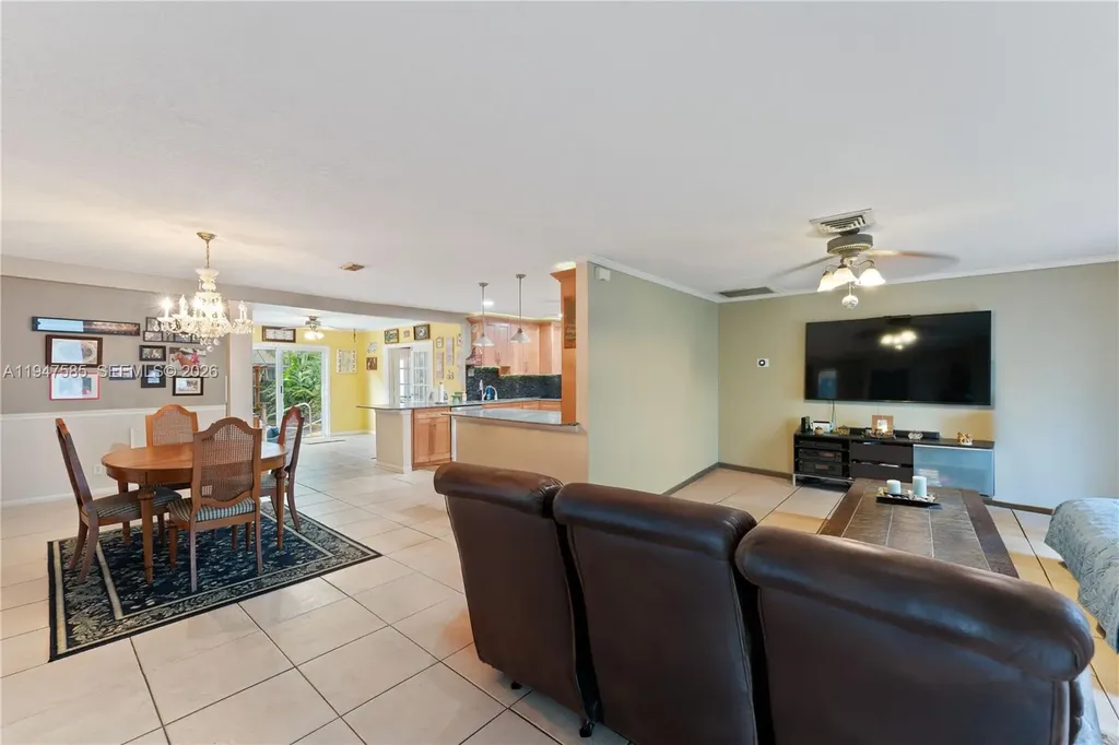 10100 SW 50th Court Cooper City FL 33328