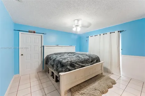 10100 SW 50th Court Cooper City FL 33328