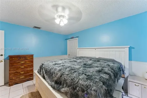 10100 SW 50th Court Cooper City FL 33328