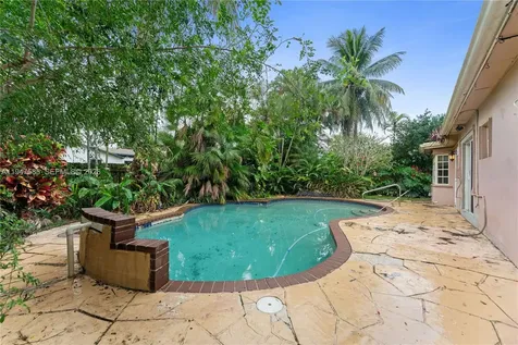 10100 SW 50th Court Cooper City FL 33328