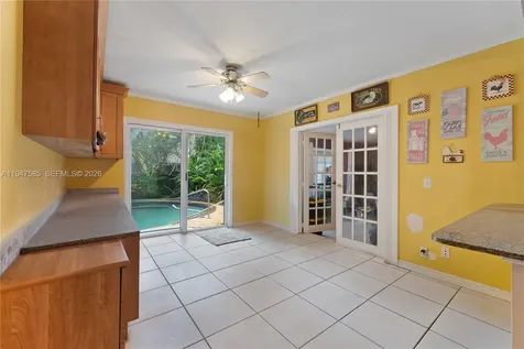 10100 SW 50th Court Cooper City FL 33328