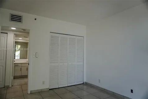 16485 Collins Avenue Sunny Isles Beach FL 33160