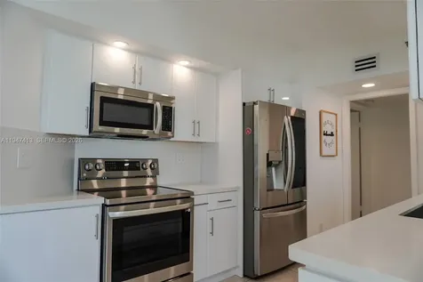 16485 Collins Avenue Sunny Isles Beach FL 33160