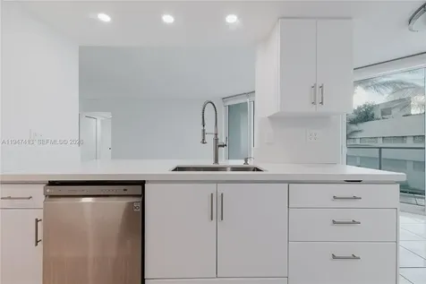 16485 Collins Avenue Sunny Isles Beach FL 33160