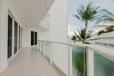 16485 Collins Avenue Sunny Isles Beach FL 33160