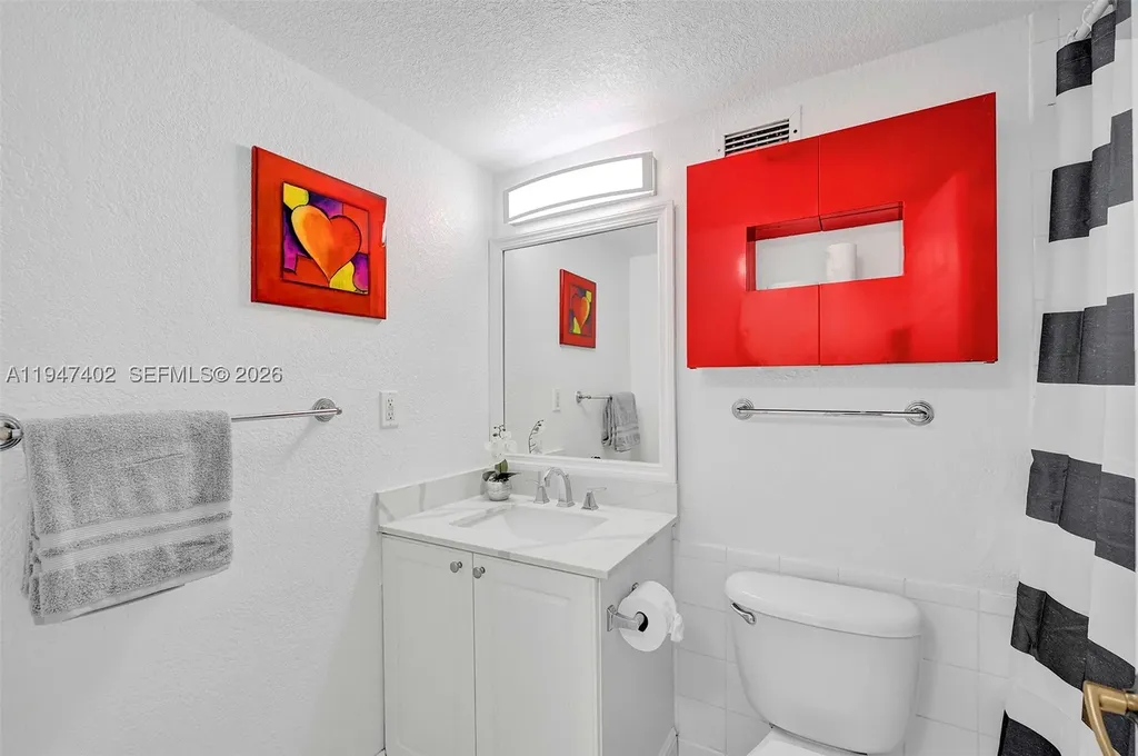 2501 S Ocean Drive Hollywood FL 33019