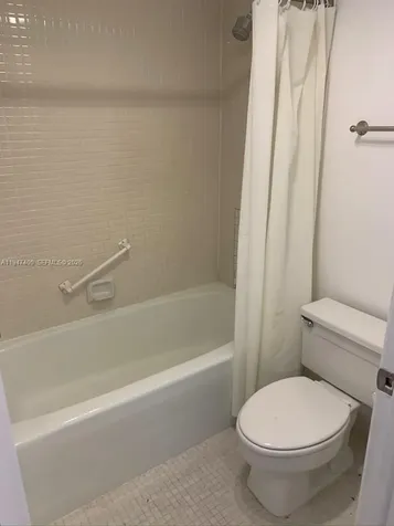 20505 E Country Club Drive Aventura FL 33180