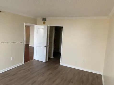 20505 E Country Club Drive Aventura FL 33180