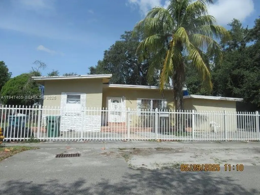 8400 NW 21st Avenue Miami FL 33147
