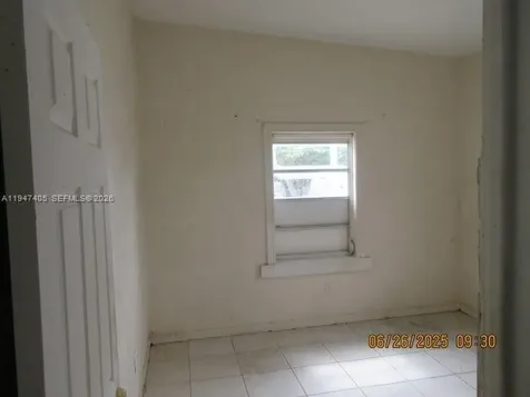 8400 NW 21st Avenue Miami FL 33147