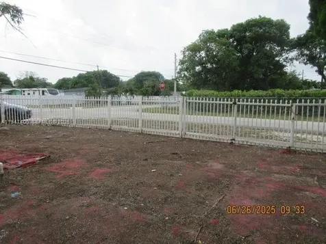 8400 NW 21st Avenue Miami FL 33147