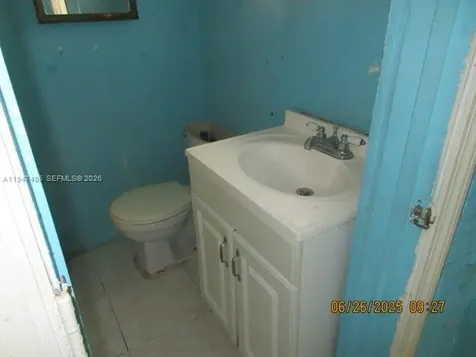 8400 NW 21st Avenue Miami FL 33147