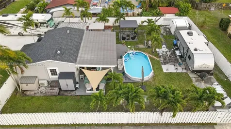 117 SW 6th Street Hallandale Beach FL 33009