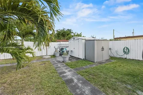 117 SW 6th Street Hallandale Beach FL 33009