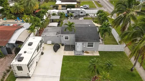 117 SW 6th Street Hallandale Beach FL 33009