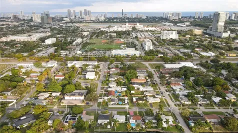 117 SW 6th Street Hallandale Beach FL 33009