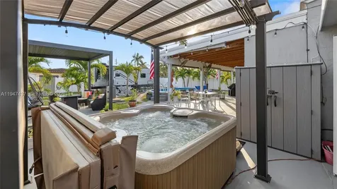 117 SW 6th Street Hallandale Beach FL 33009