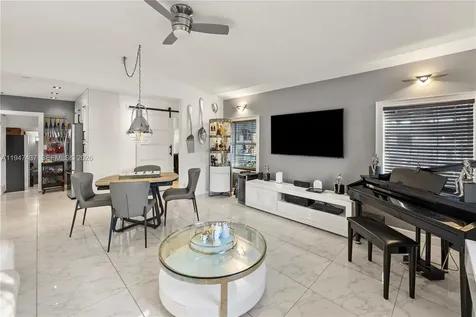 117 SW 6th Street Hallandale Beach FL 33009