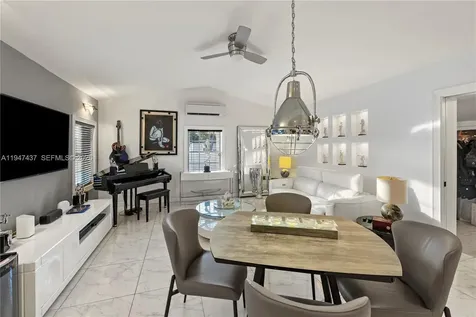 117 SW 6th Street Hallandale Beach FL 33009