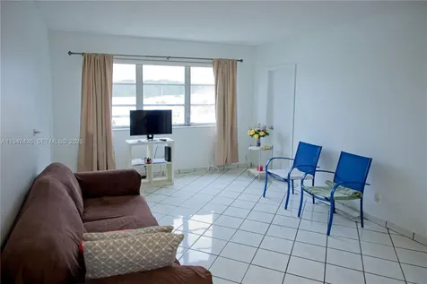 2309 Park Lane Hollywood FL 33021