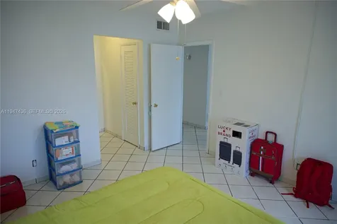 2309 Park Lane Hollywood FL 33021