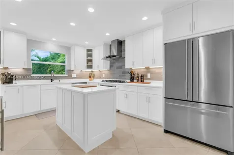 1405 SW 4th Terrace Pompano Beach FL 33060