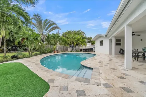 1405 SW 4th Terrace Pompano Beach FL 33060