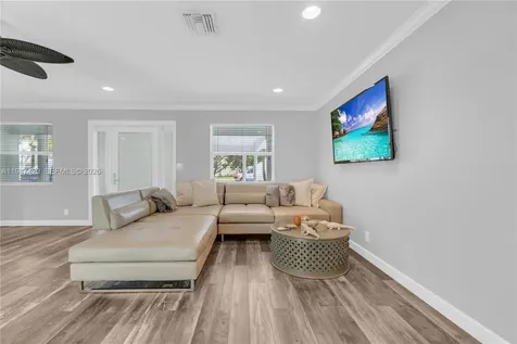 1405 SW 4th Terrace Pompano Beach FL 33060
