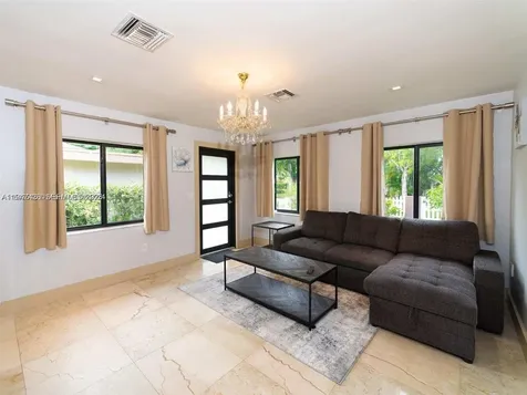 1606 Wiley Street Hollywood FL 33020