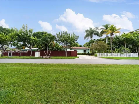 1606 Wiley Street Hollywood FL 33020