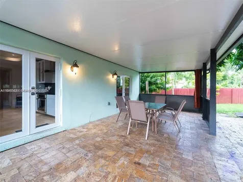 1606 Wiley Street Hollywood FL 33020