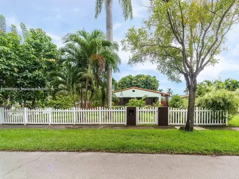 1606 Wiley Street Hollywood FL 33020