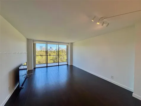 20335 W Country Club Drive Aventura FL 33180
