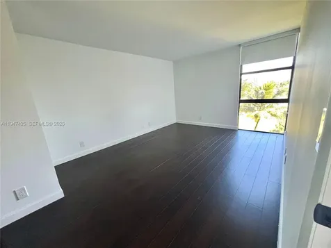 20335 W Country Club Drive Aventura FL 33180