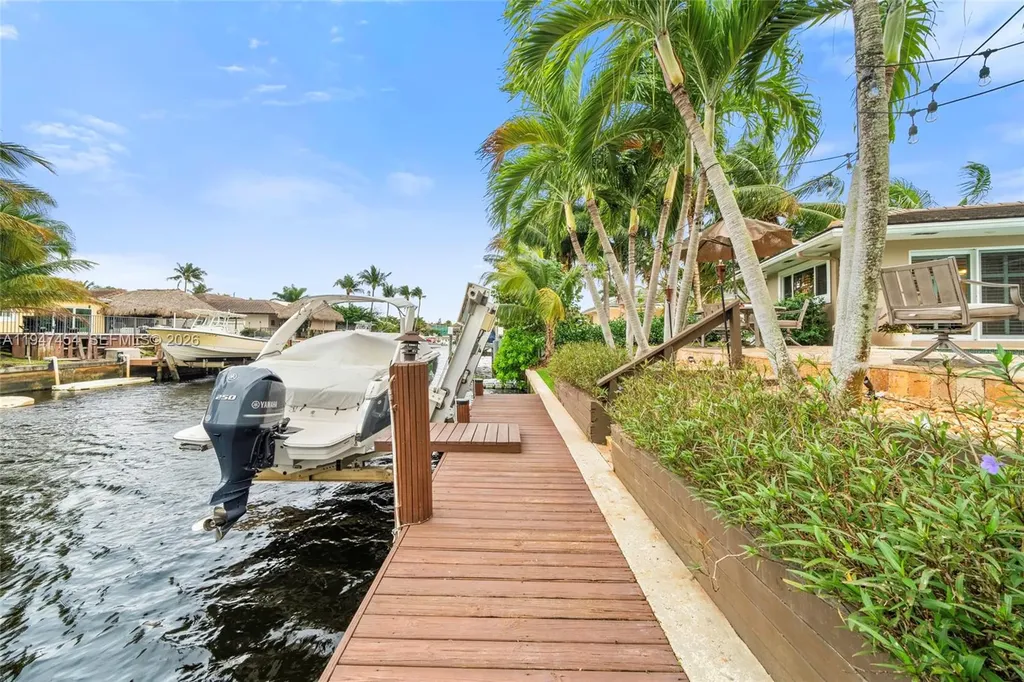 1380 SW 5th Court Boca Raton FL 33432