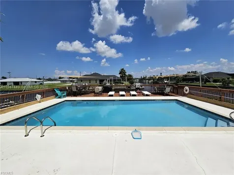 521 SW 47th Terrace Cape Coral FL 33914
