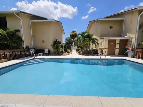 521 SW 47th Terrace Cape Coral FL 33914