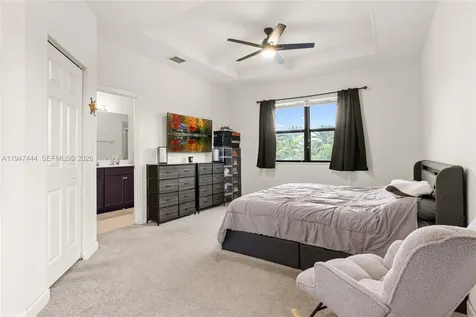 77 NE 37th Place Homestead FL 33033
