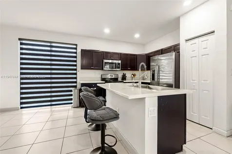 77 NE 37th Place Homestead FL 33033