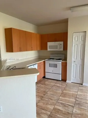 1807 Belmont Lane North Lauderdale FL 33068