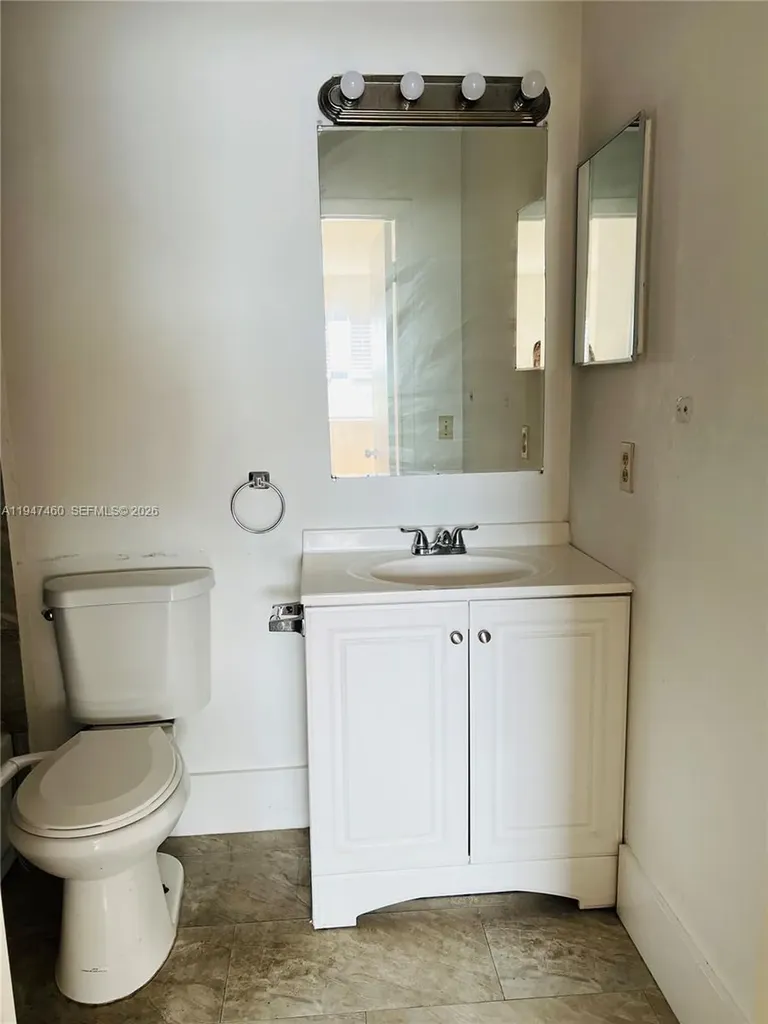 5200 NW 31st Avenue Fort Lauderdale FL 33309