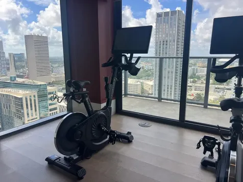 11 NE 6 Street Miami FL 33132