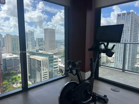 11 NE 6 Street Miami FL 33132