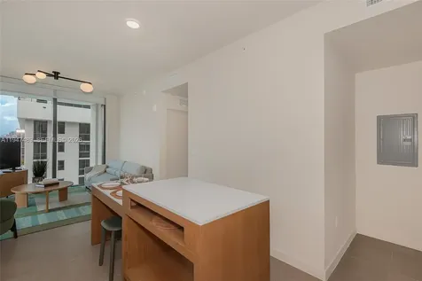 11 NE 6 Street Miami FL 33132
