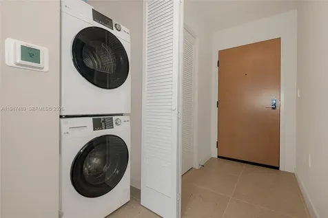 11 NE 6 Street Miami FL 33132