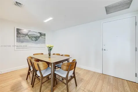 350 S Miami Avenue Miami FL 33130