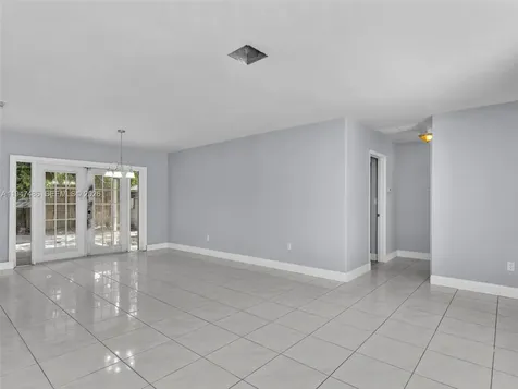 6525 SW SW 18 Street Miramar FL 33023