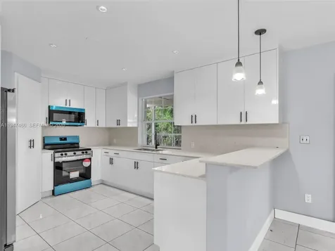 6525 SW SW 18 Street Miramar FL 33023
