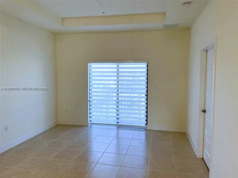 8151 NW 104th Avenue Doral FL 33178